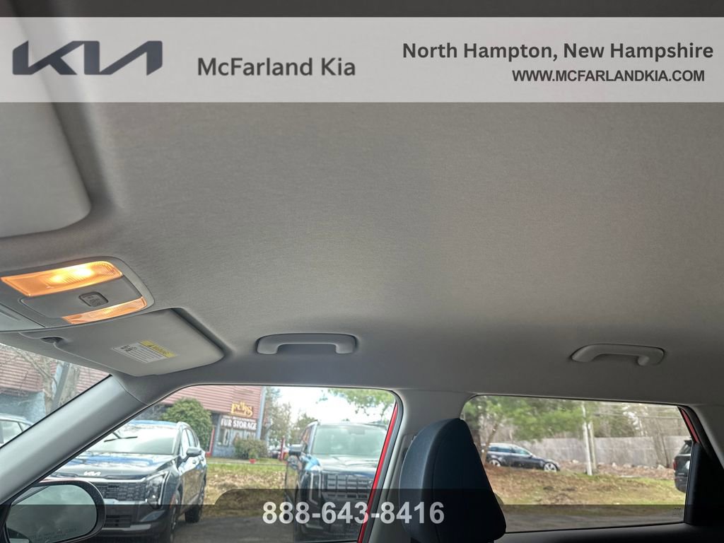 Used 2023 Kia Soul LX image 14