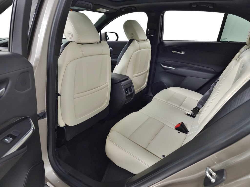 Used 2023 Cadillac XT4 Sport AWD/4WD image 35