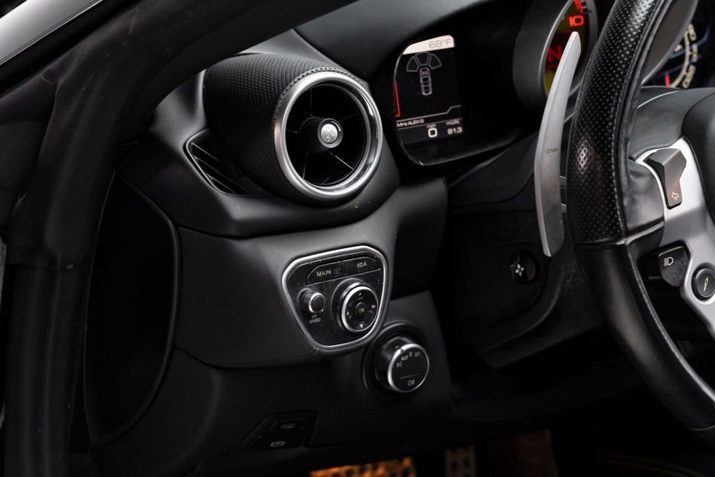 Used 2017 Ferrari California T image 19