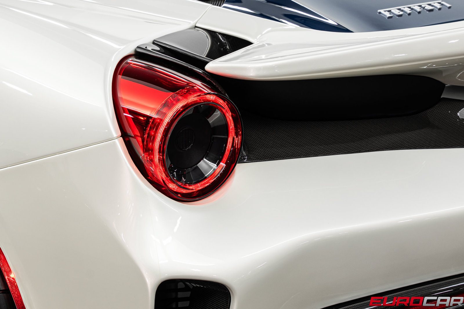 Used 2020 Ferrari 488 Pista Spider RWD image 30