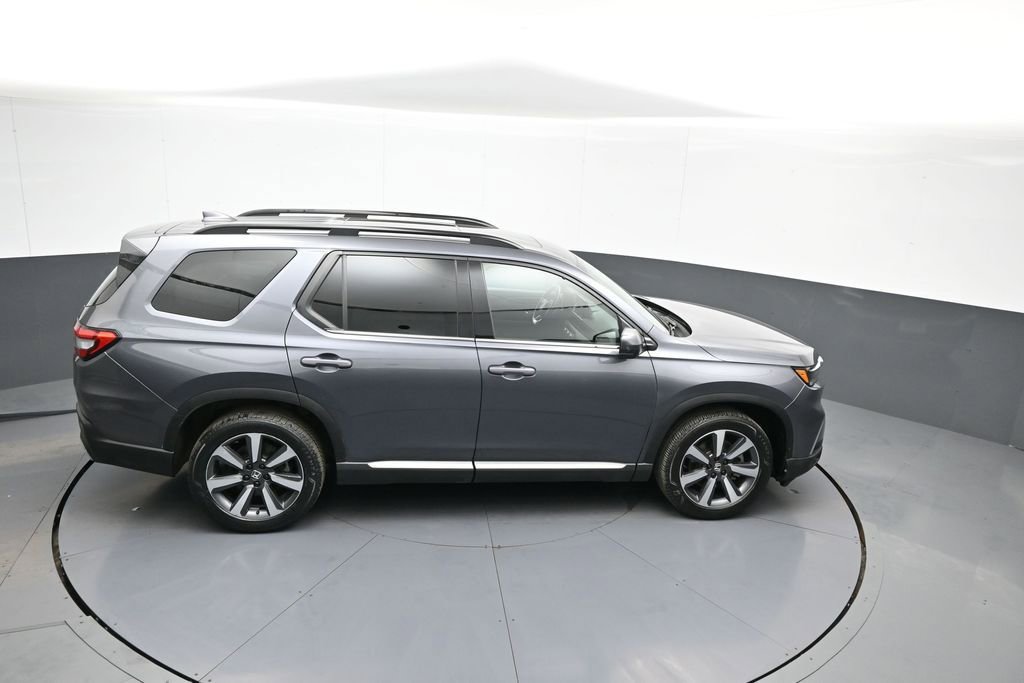Used 2023 Honda Pilot Touring image 39