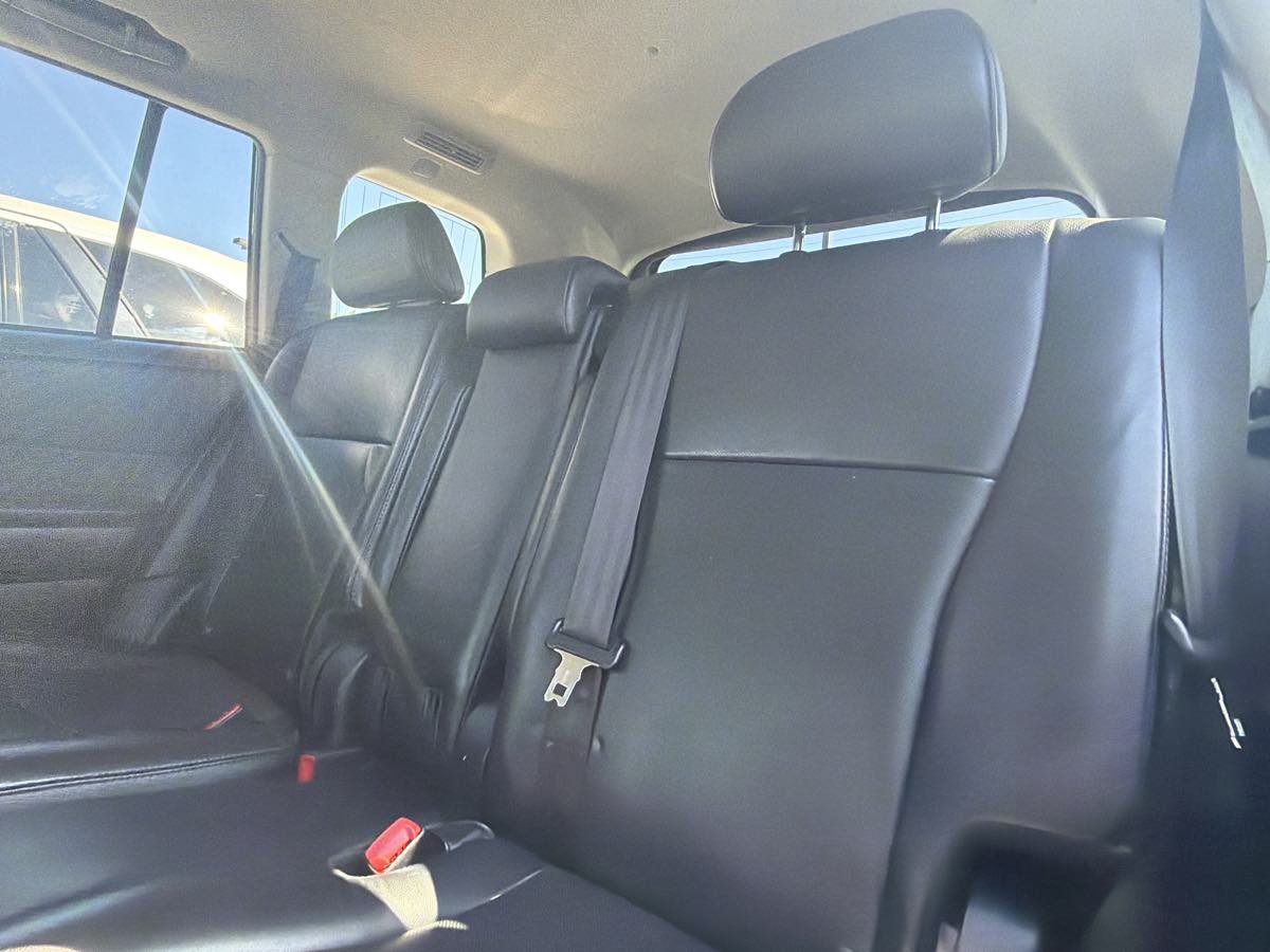 Used 2012 Toyota Highlander Limited w/ Tow Pkg AWD/4WD image 13