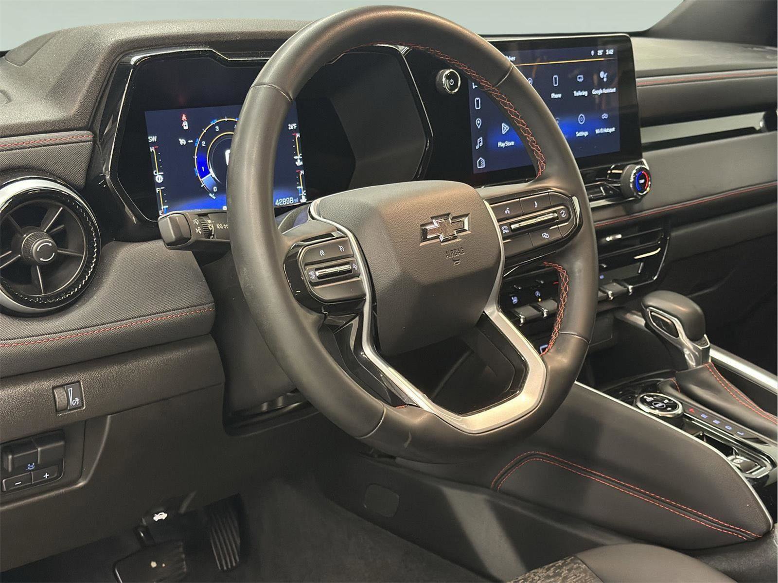 Certified 2023 Chevrolet Colorado Z71 w/ Advanced Trailering Package image 17