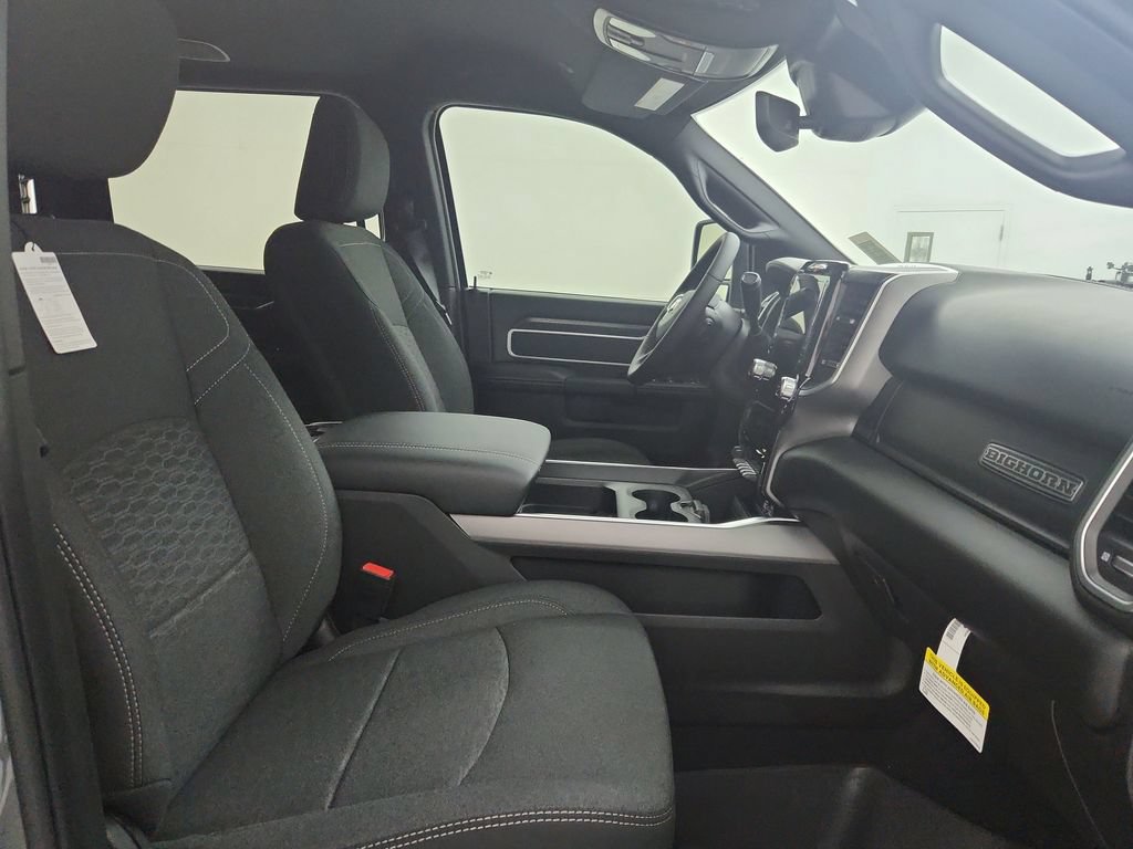 New 2027 RAM 2500 Big Horn AWD/4WD image 33
