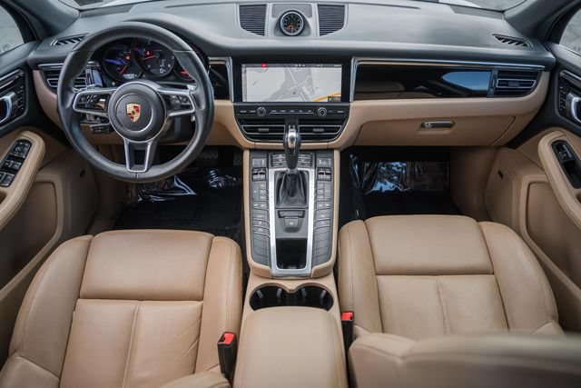 Used 2021 Porsche Macan AWD/4WD image 23