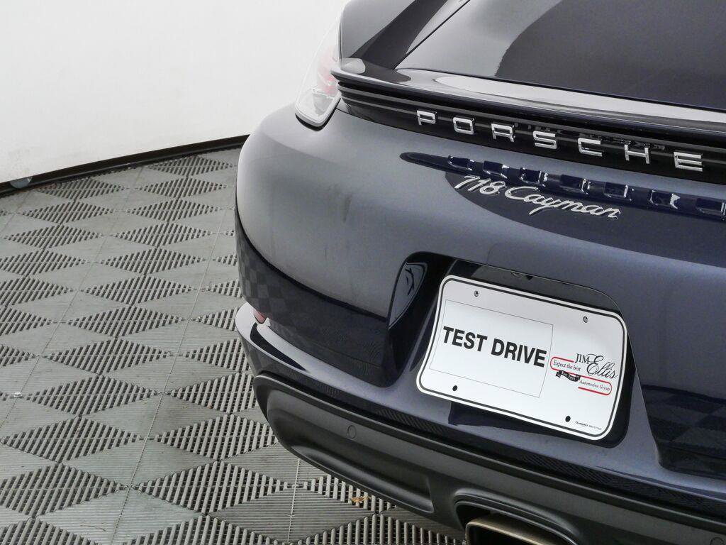 Certified 2019 Porsche 718 Cayman RWD image 30