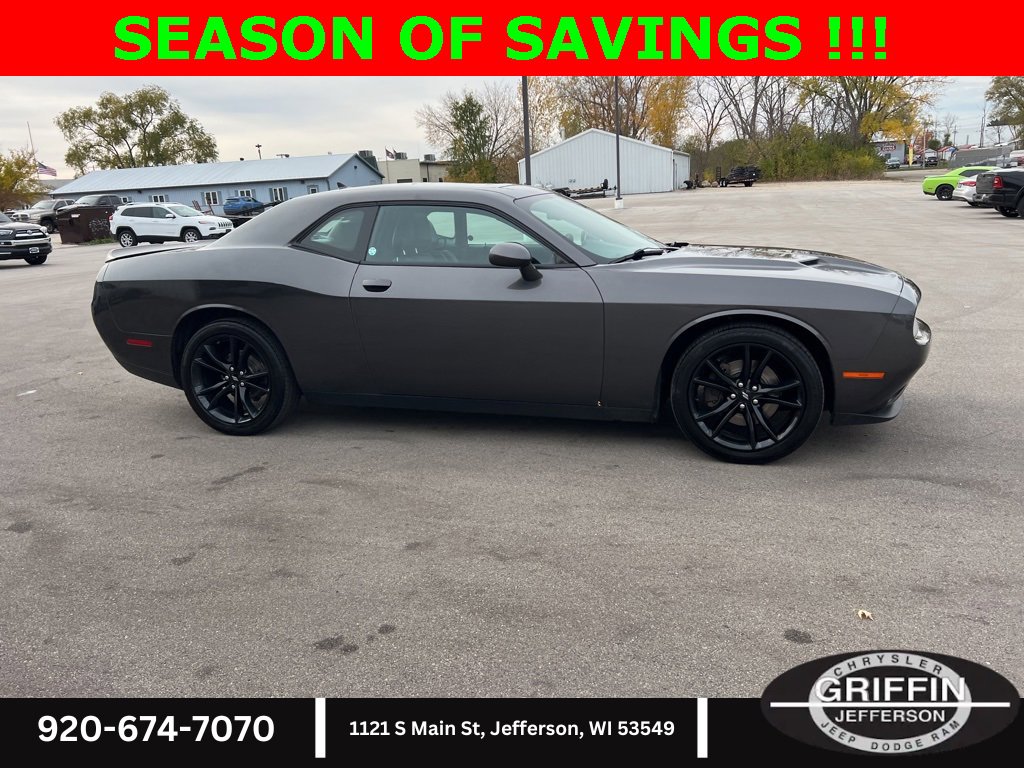 Used 2018 Dodge Challenger SXT Plus image 9