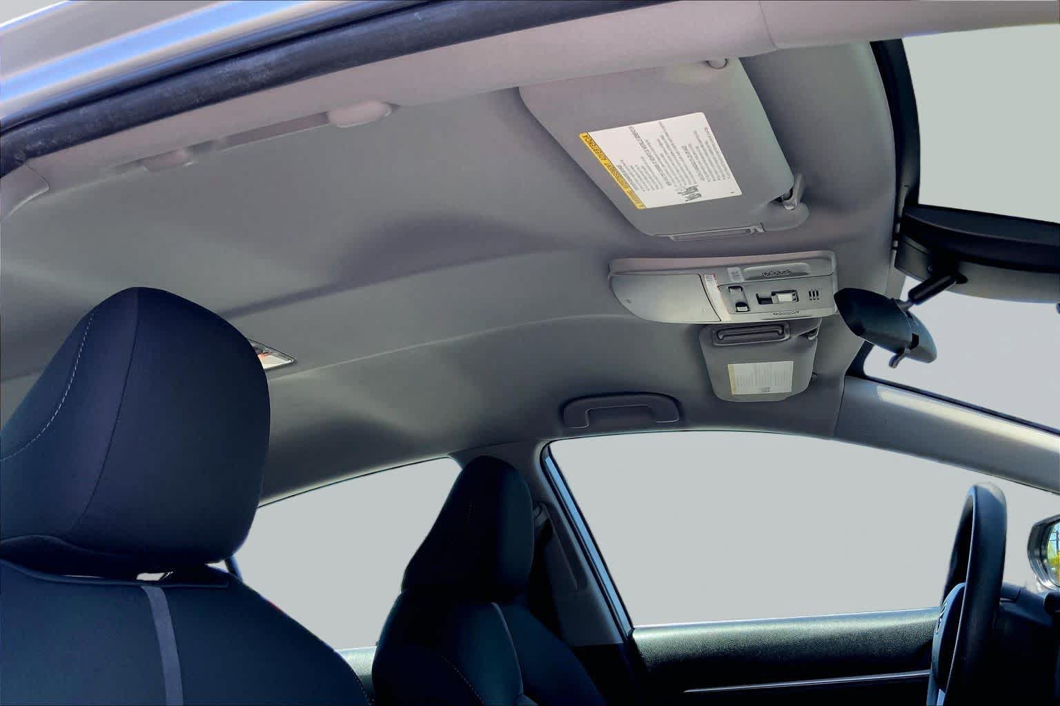 Used 2022 Toyota Camry LE w/ Carpet Mat Package (TMS) FWD image 13