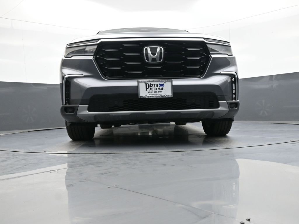 Used 2023 Honda Pilot Touring image 29