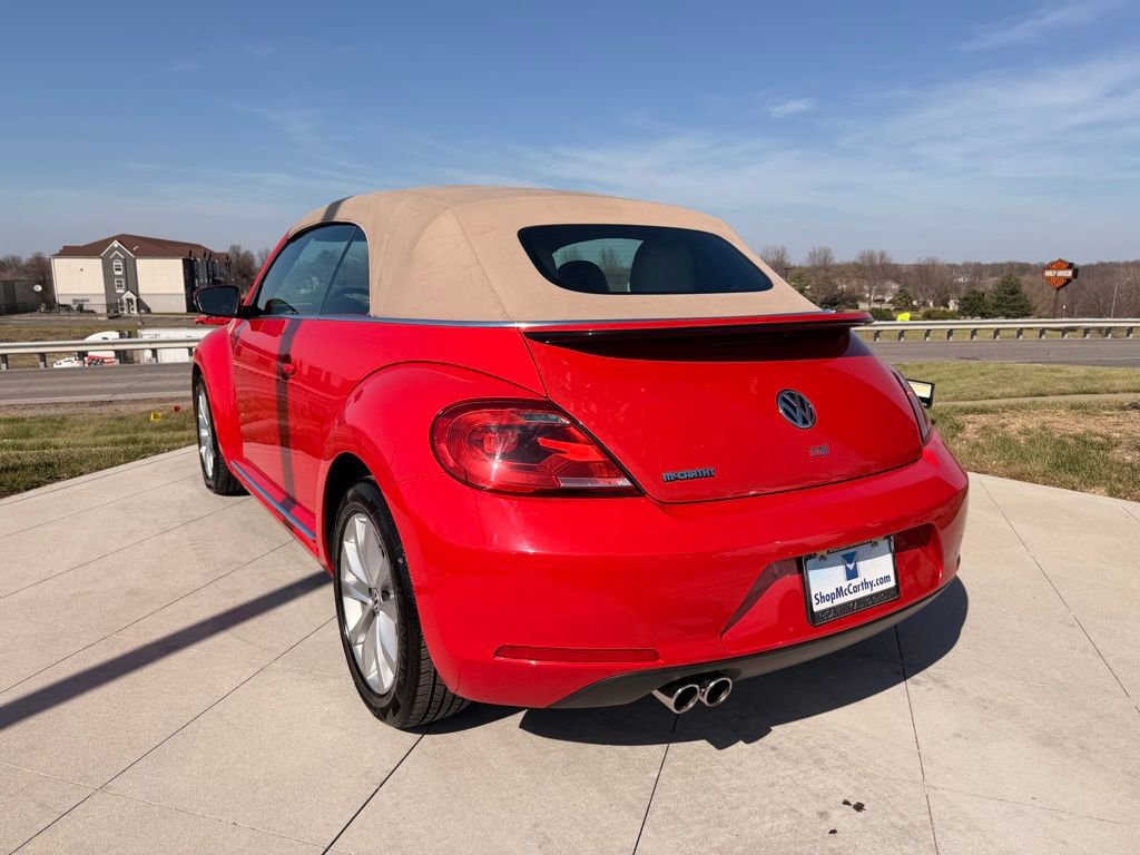 Used 2013 Volkswagen Beetle TDI image 4
