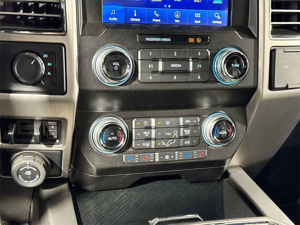 Used 2020 Ford F350 Platinum image 17