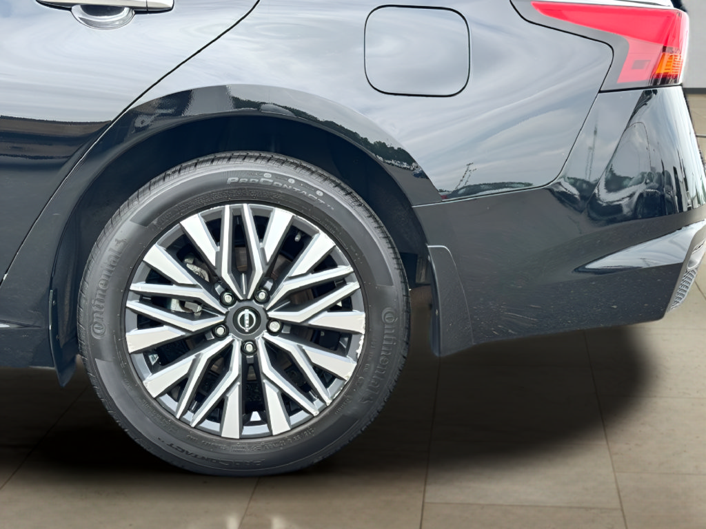Used 2024 Nissan Altima 2.5 SV AWD/4WD image 37
