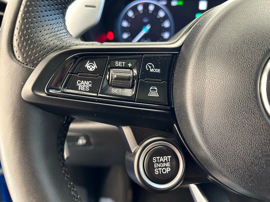 New 2024 Alfa Romeo Tonale Veloce w/ Active Assist Package image 35