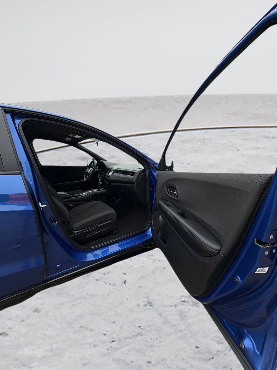Used 2022 Honda HR-V Sport image 23