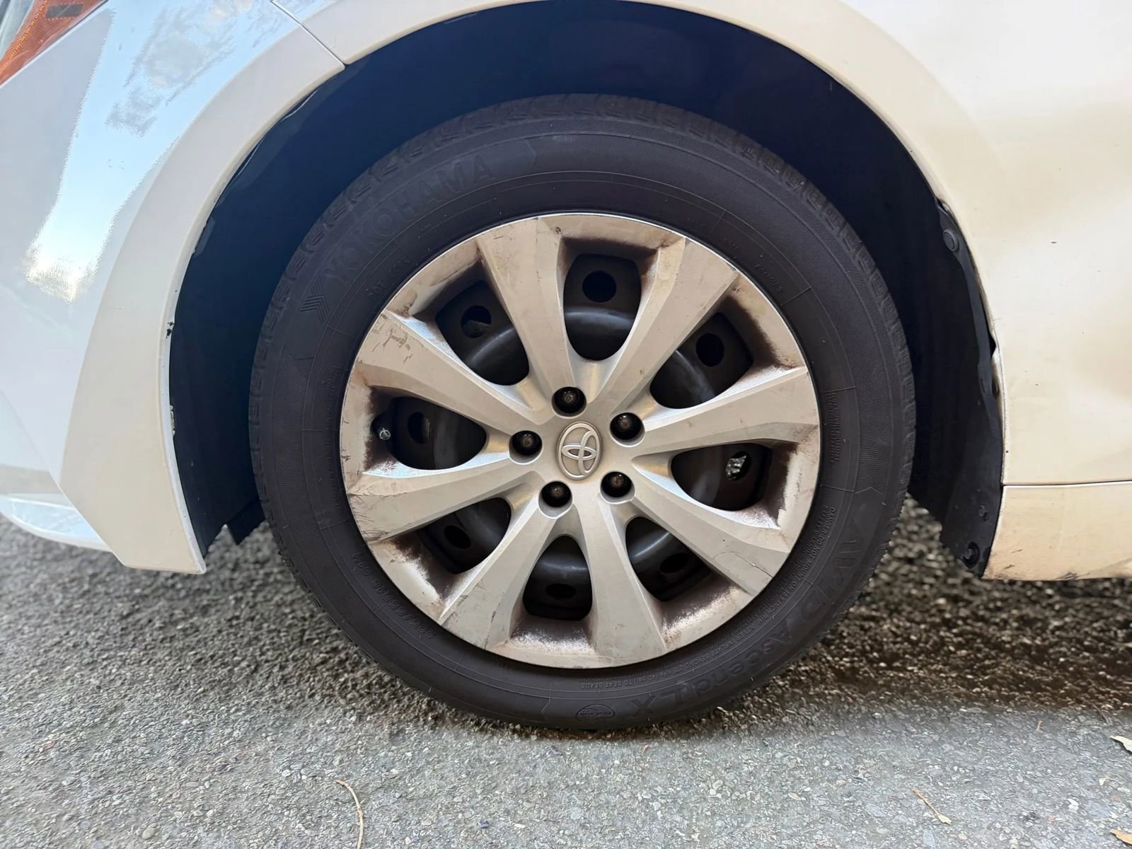 Used 2020 Toyota Corolla LE image 37