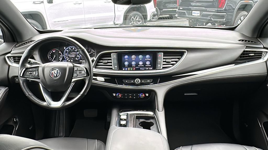 Used 2022 Buick Enclave Avenir w/ Avenir Technology Package image 10