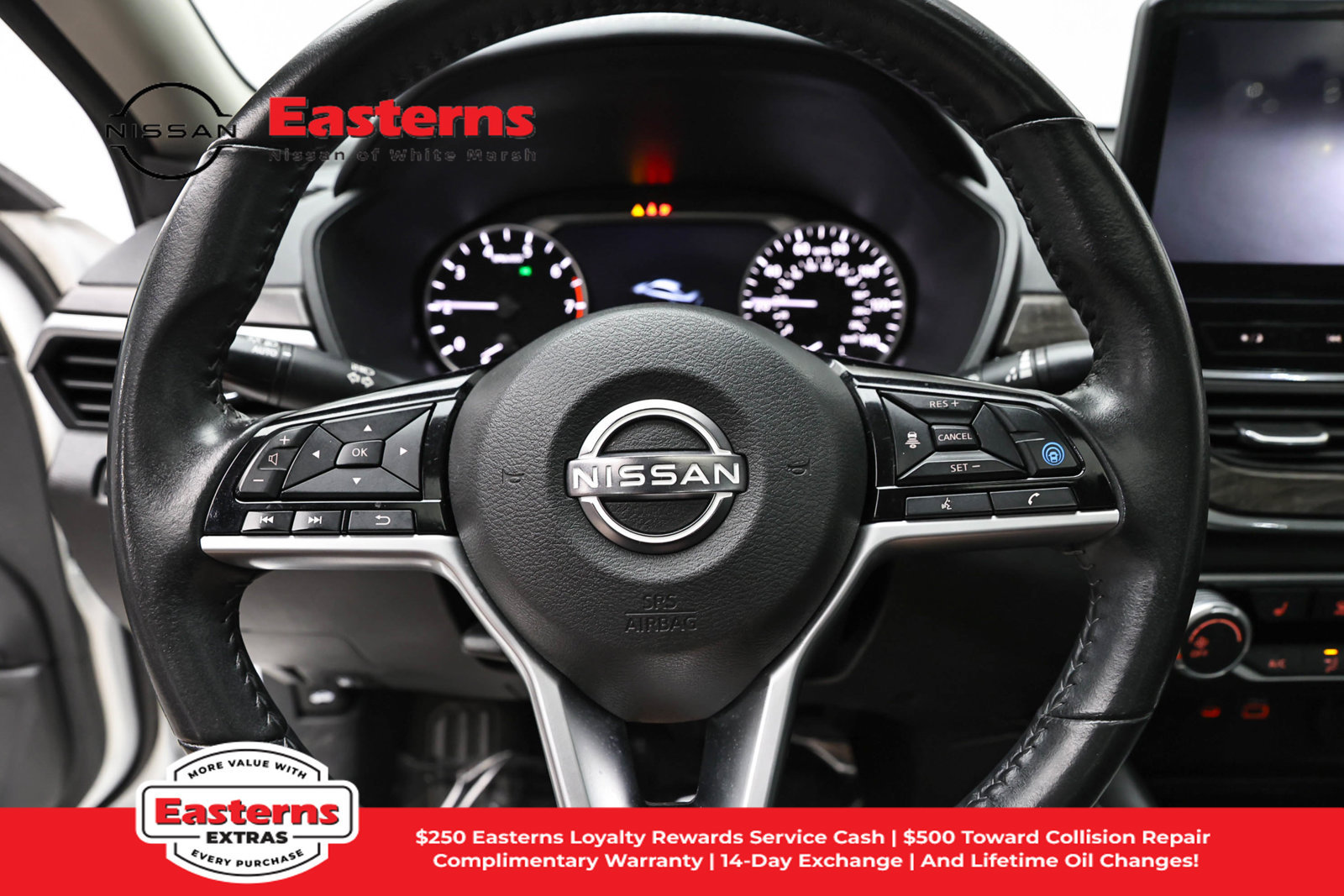 Used 2023 Nissan Altima 2.5 SV w/ SV Premium Package AWD/4WD image 10
