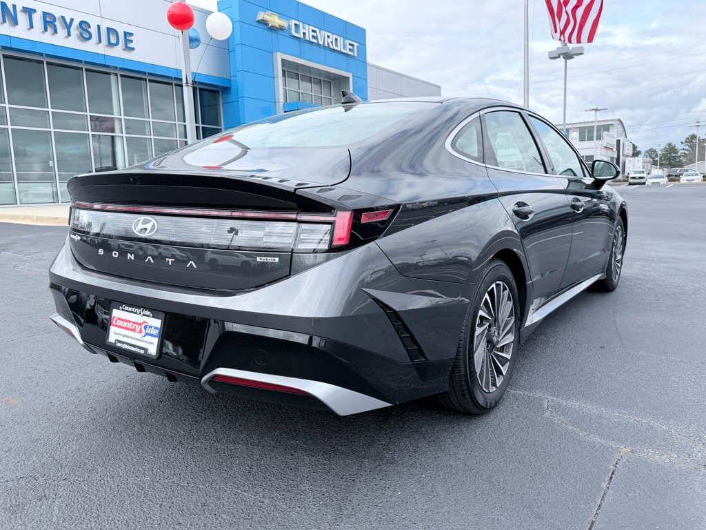 Used 2025 Hyundai Sonata SEL image 6