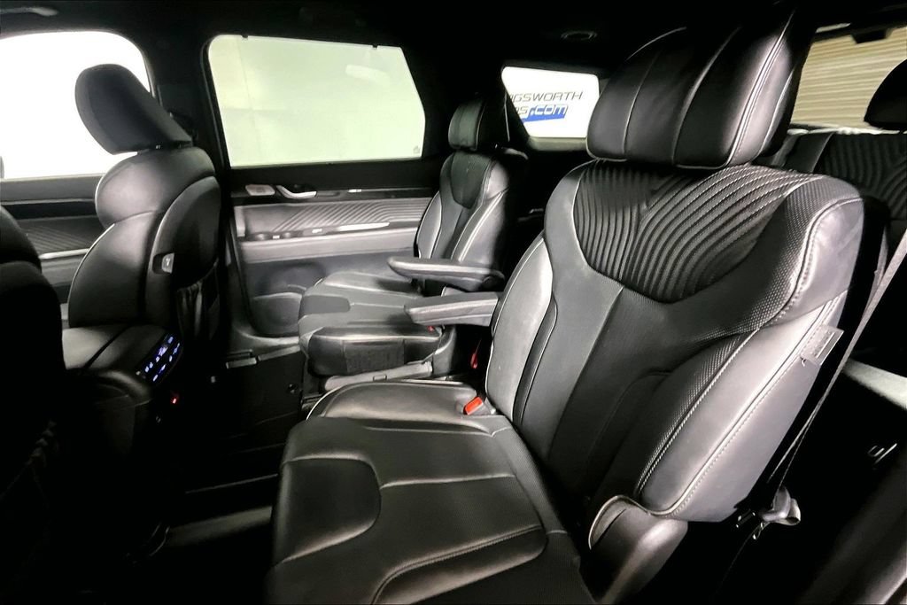 Used 2024 Hyundai Palisade Calligraphy FWD image 21
