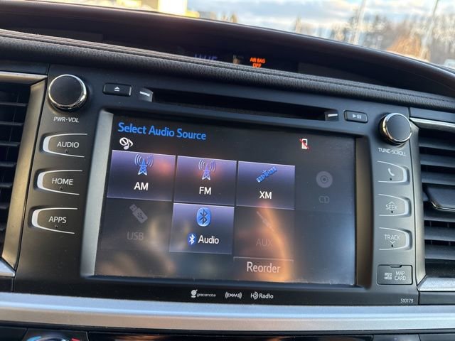 Used 2018 Toyota Highlander XLE image 15