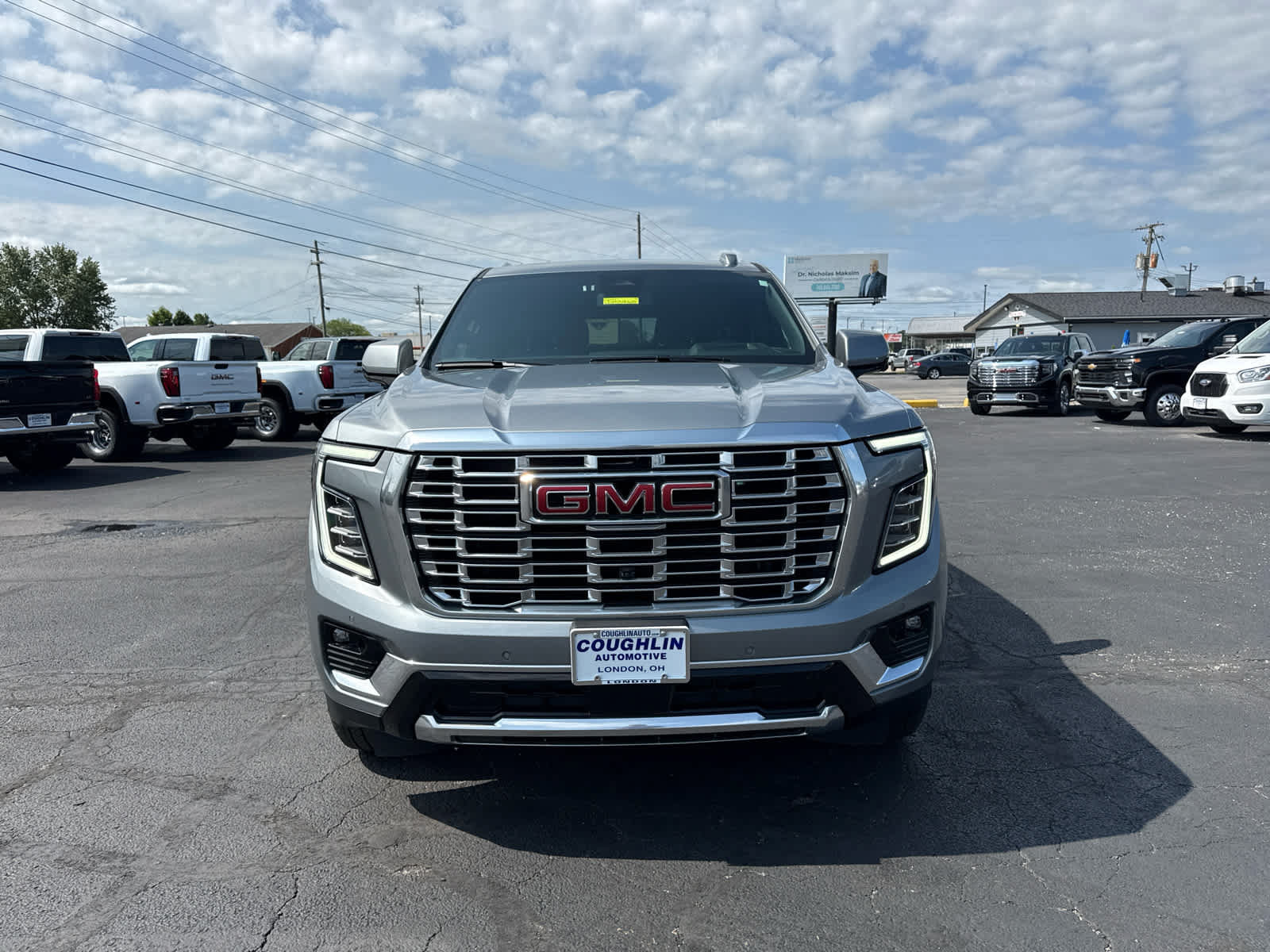 Certified 2025 GMC Yukon Denali AWD/4WD image 8