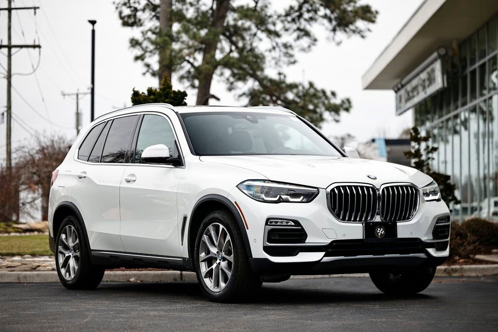 Used 2021 BMW X5 xDrive40i w/ Premium Package 2 image 1