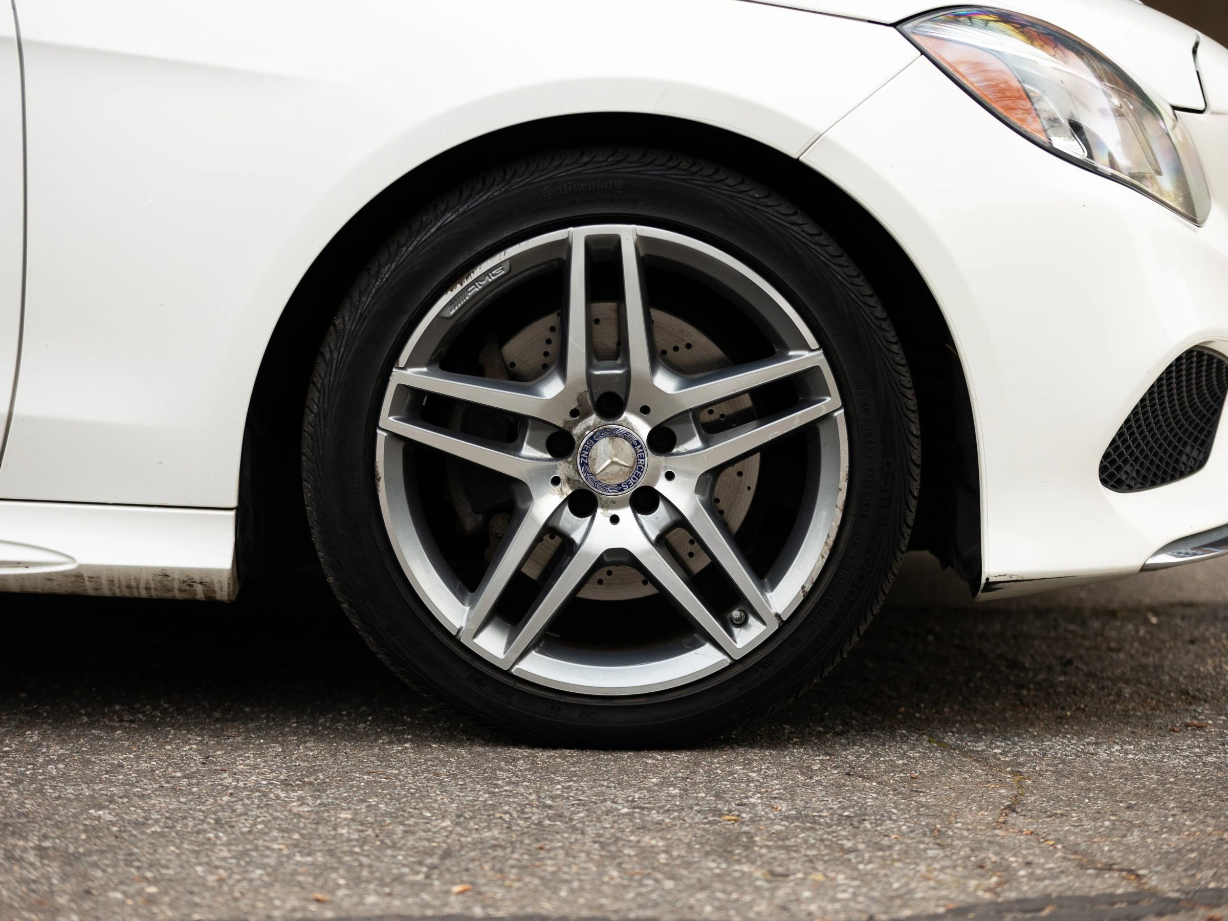 Used 2014 Mercedes-Benz E 350 4MATIC Sedan image 14