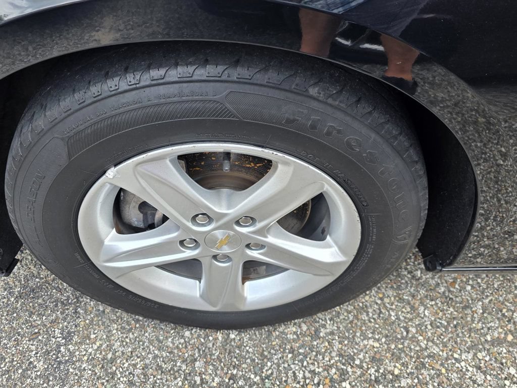 Used 2023 Chevrolet Malibu LT FWD image 30