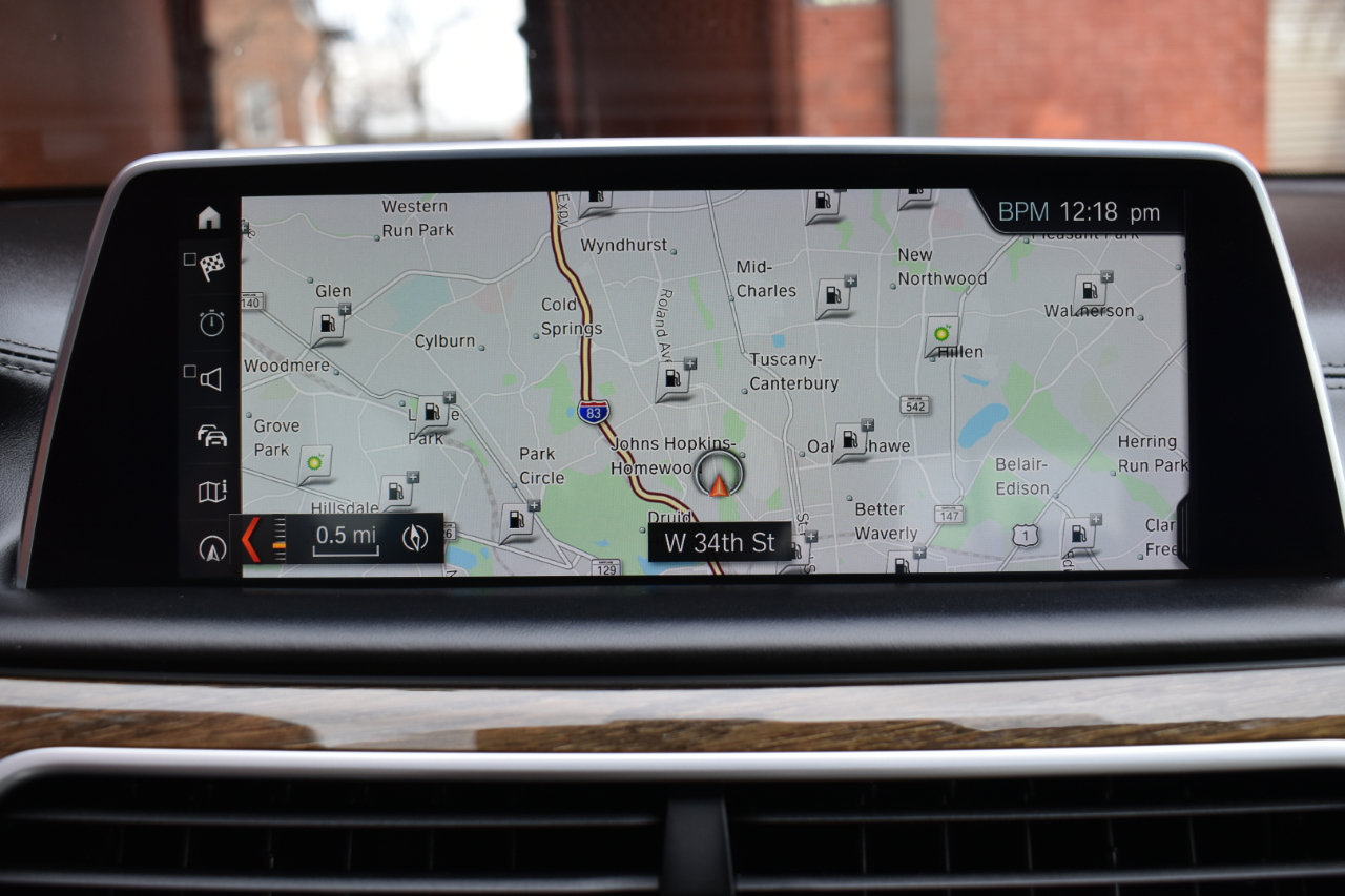 Used 2019 BMW 750i w/ Executive Package image 28