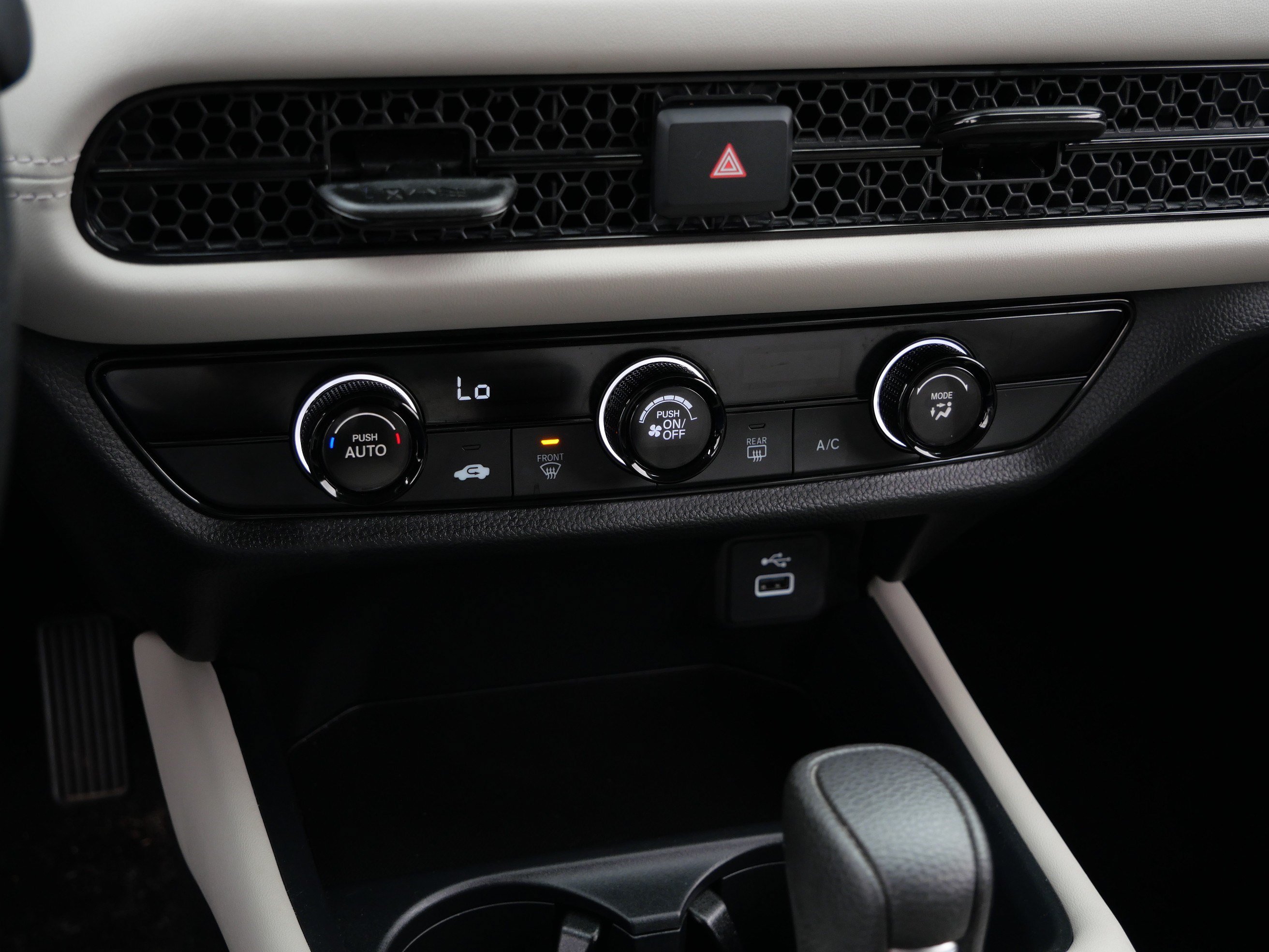 Used 2024 Honda HR-V LX image 23