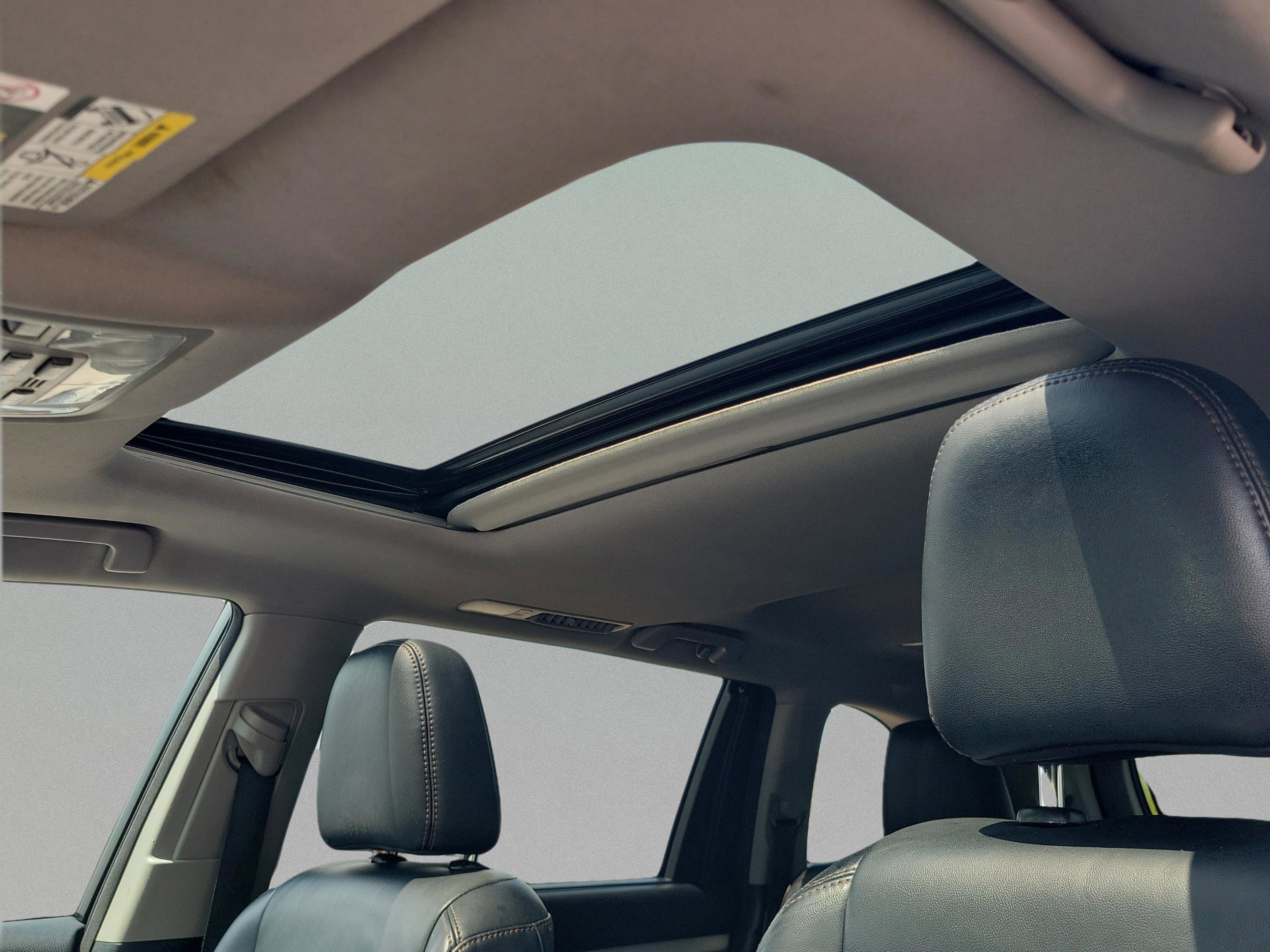 Used 2016 Toyota Highlander XLE image 37