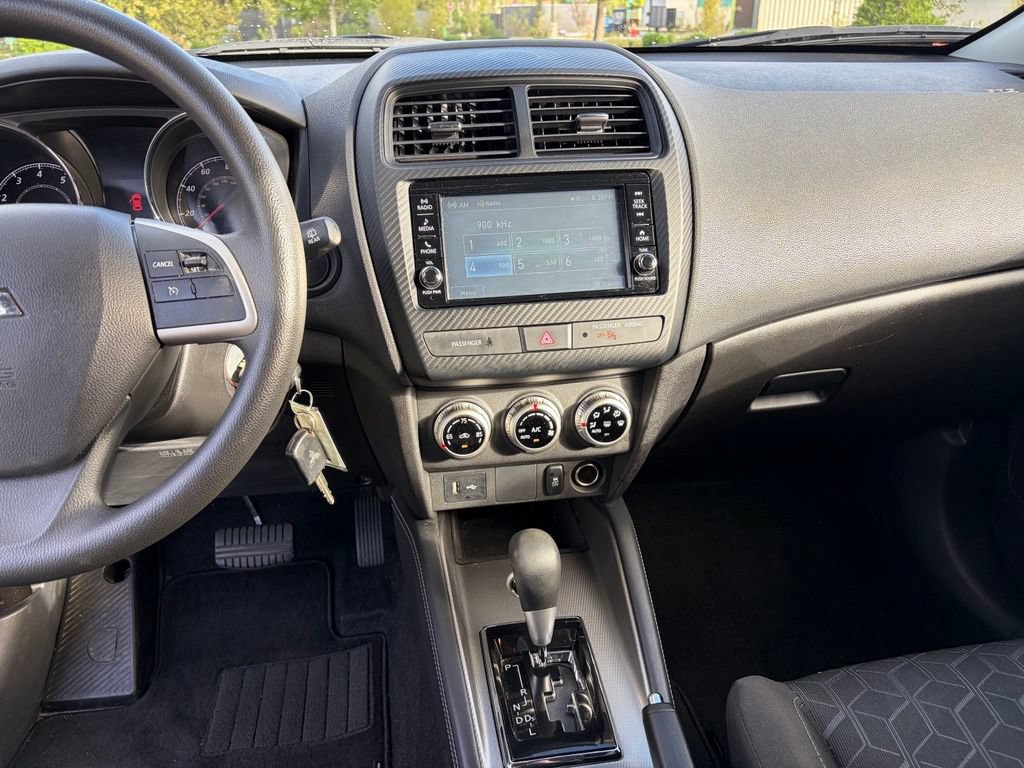 Used 2022 Mitsubishi Outlander Sport ES AWD/4WD image 20