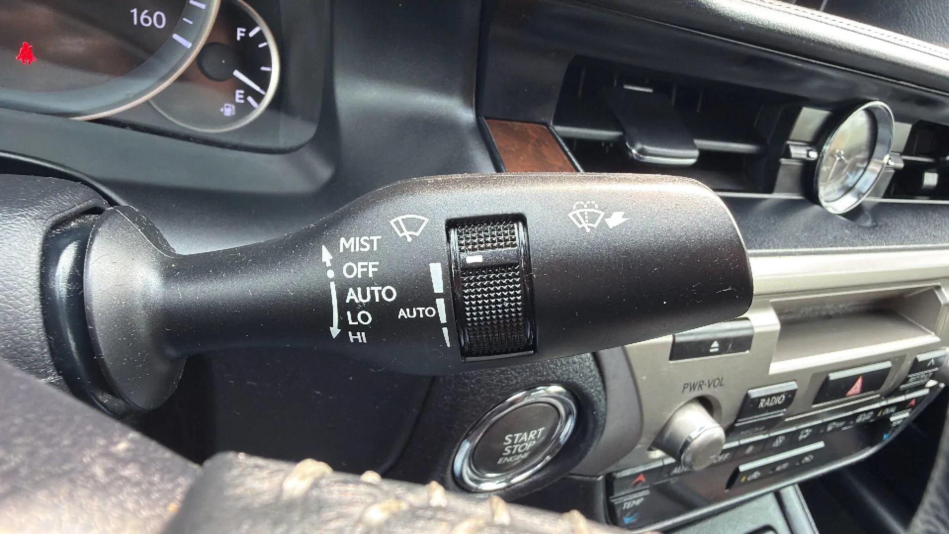 Used 2018 Lexus ES 350 w/ Navigation System Package FWD image 12