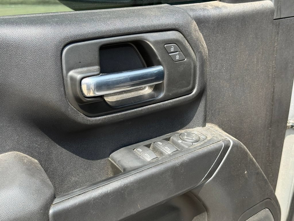 Used 2026 Chevrolet Silverado 2500 Custom w/ Custom Blackout Package AWD/4WD image 13