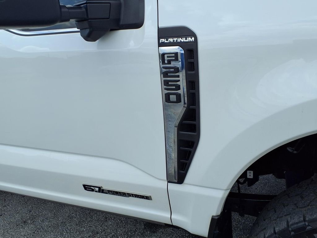 Used 2024 Ford F250 Platinum image 12