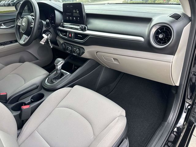 Used 2021 Kia Forte LXS image 24
