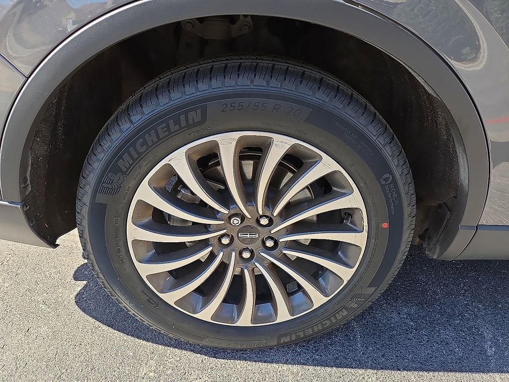 Used 2023 Lincoln Aviator Reserve w/ Elements Package Plus image 7