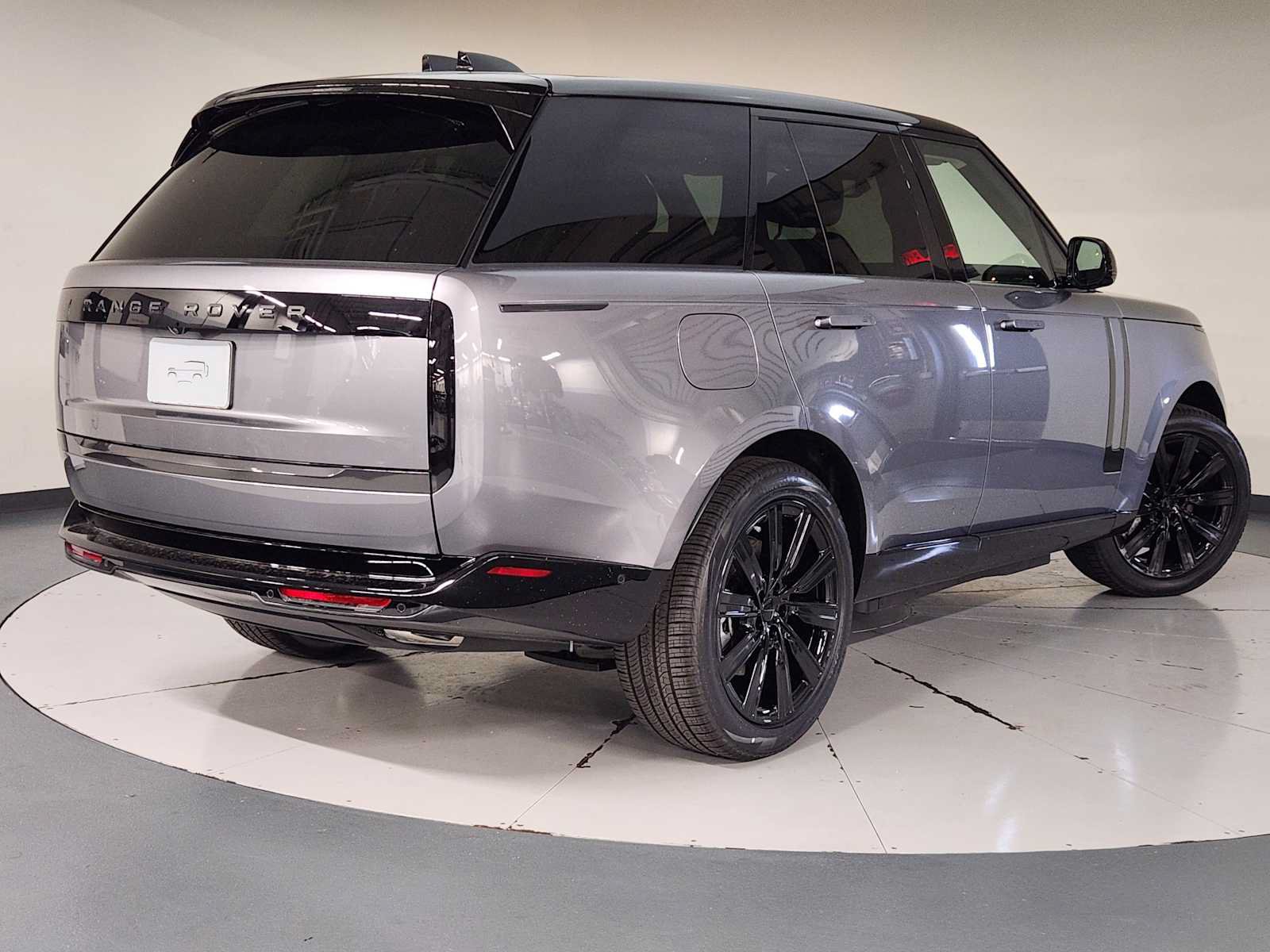 New 2026 Land Rover Range Rover SE AWD/4WD image 2