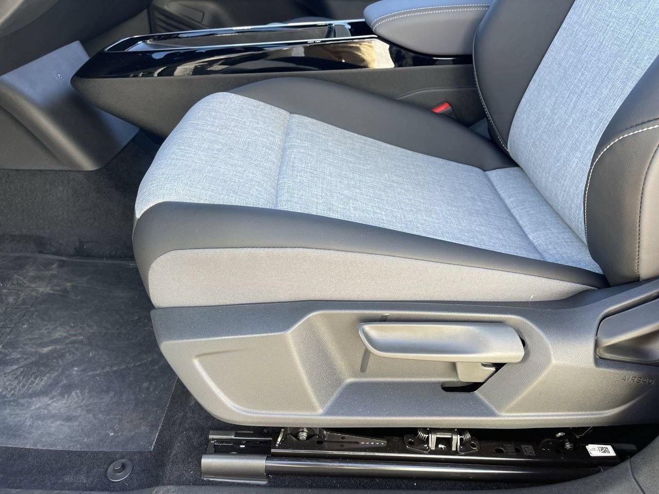 New 2026 Volkswagen ID.4 Pro RWD image 16