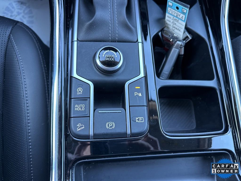 Used 2025 Kia Sorento SX FWD image 5