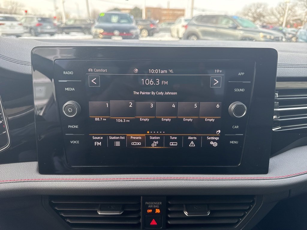 Certified 2025 Volkswagen Jetta GLI Autobahn image 15