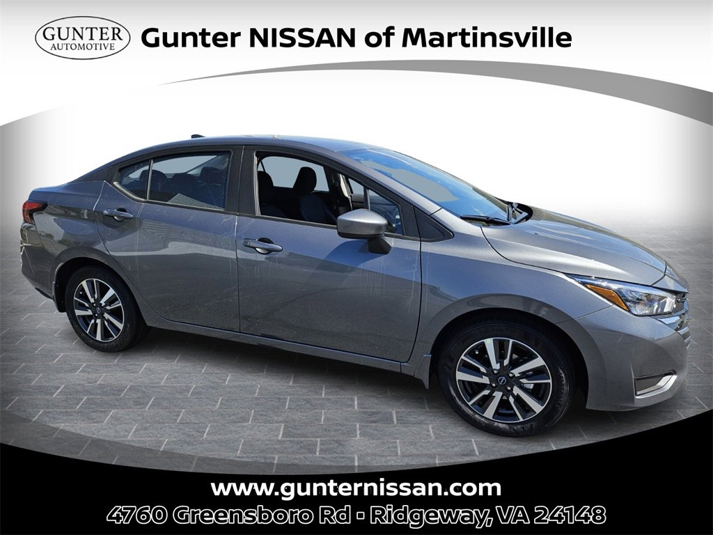 New 2025 Nissan Versa SV w/ Trunk Package