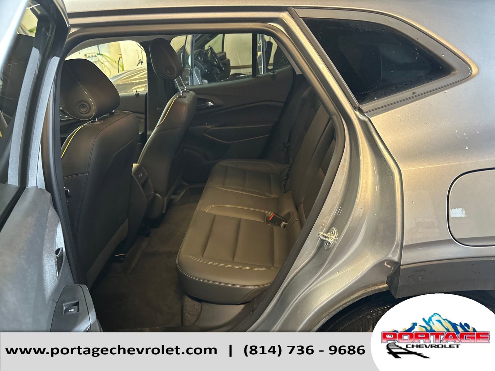 Used 2024 Chevrolet Trax ACTIV w/ Driver Confidence Package FWD image 28