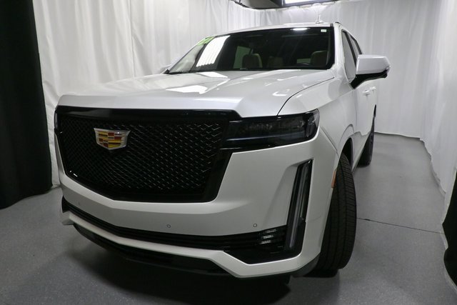 Used 2021 Cadillac Escalade Sport w/ Driver Assist Tech Package image 7