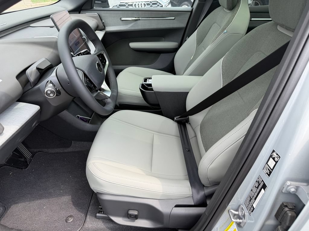 New 2026 Volvo EX30 Cross Country Ultra AWD/4WD image 17