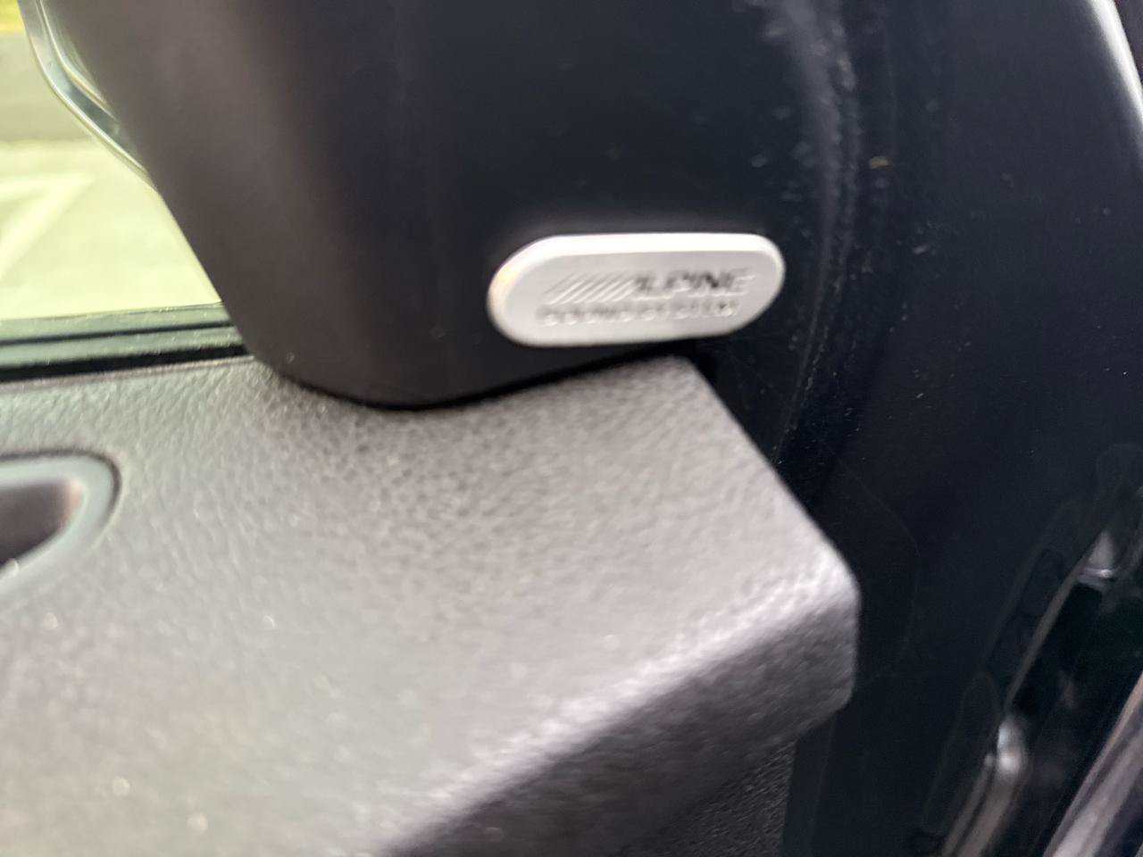 Used 2011 Chrysler 300 C w/ Sound Group RWD image 28