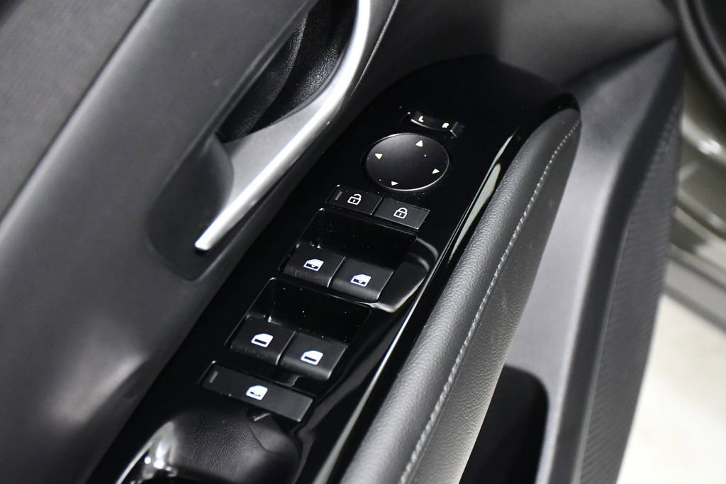 Used 2025 Hyundai Santa Cruz Limited image 18