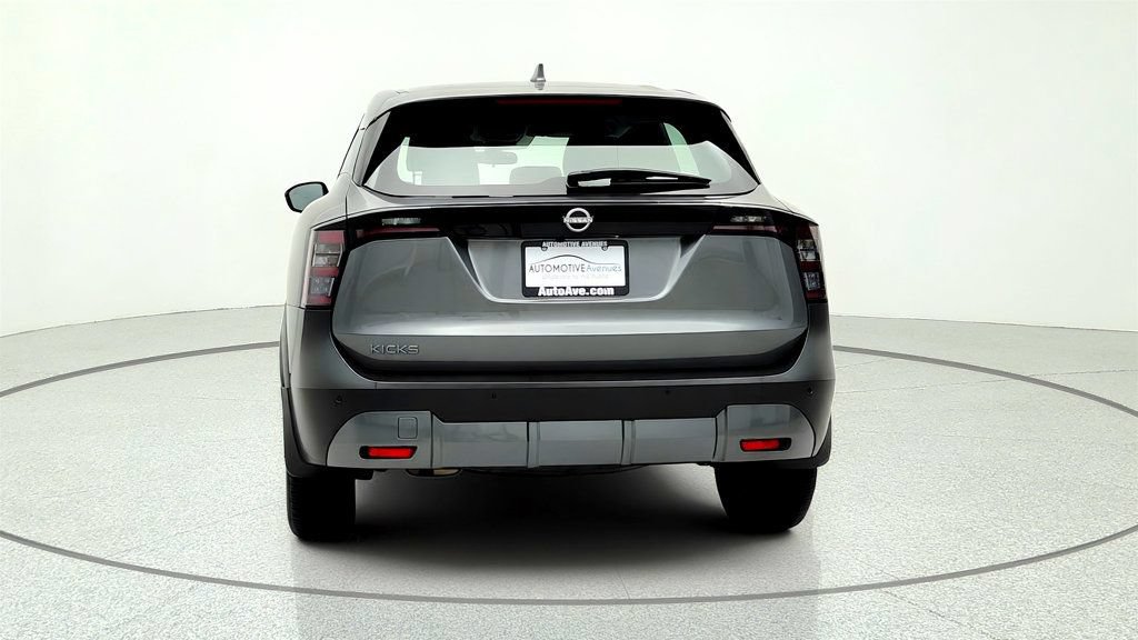 Used 2025 Nissan Kicks S FWD image 6