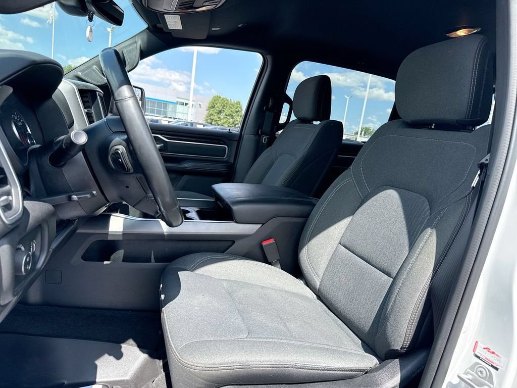 Used 2023 RAM 1500 4x4 Crew Cab image 11