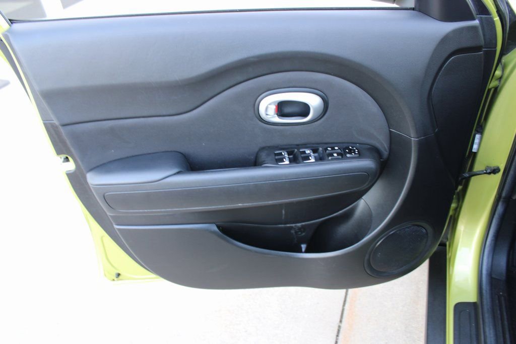 Used 2018 Kia Soul image 9